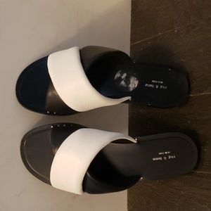 Rag&Bone black and white leather slides